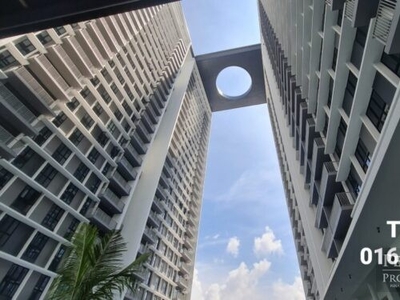 Vertu Resort Condominium | Batu Kawan| 1180 sq ft | 4 Bedrooms | Renovated & Furnished | Corner Unit