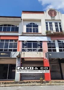 3 Storey Shop at Tun Ahmad Zaidi Adruce/ 3rd Mile