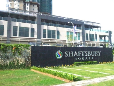 Shaftsbury Residence