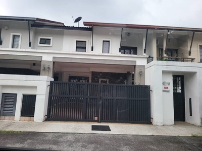 Renovated 2 Storey Superlink House Putra Indah, Putra Heights Very Convenient Place Low Density Township