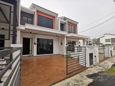 Double Storey Terrace Tresna Triandra Saujana Perdana Sungai Buloh For Rent