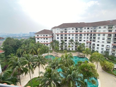 Pool view! available now! Sri Alam Condominium, Seksyen 13, Shah Alam, Selangor For Rent.