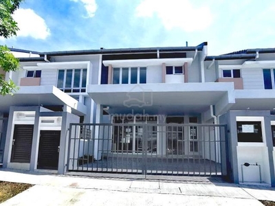 [CHEAP] Double Storey Terrace, Chloe Residence, Kota Emerald, Rawang.