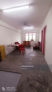 Ehsan Jaya @ Sri Orkid Flat/ Mid Floor/ Good Condition