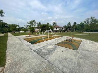 ( Fully Renovated ) 2Sty Terrace EndLot ,Bandar Country Homes, Anggun