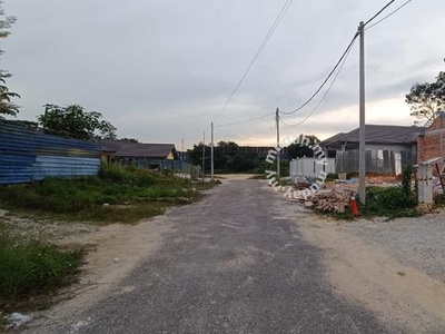 (Individual title) Sg Merab Tanah sebelah Pintu Masuk Putrajaya