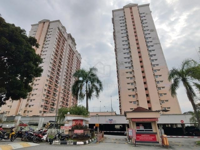 Langat Jaya Condominium , Batu 9 , Cheras