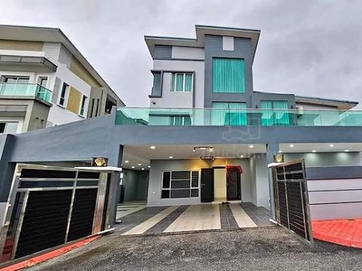[NEARBY HIGHWAY] Puchong CHEAP 65x110 CORNER LOT 2 STOREY!!!!!!!