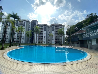 Pelangi Court Apartment Klang With Lift