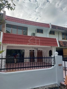 PJ SS24 Taman megah house for rent
