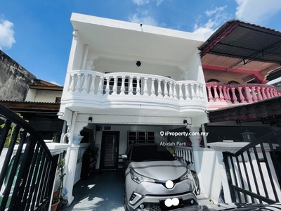 Renovated. Balcony l 2 Storey Low Cost Taman Medan PJ House For Sale