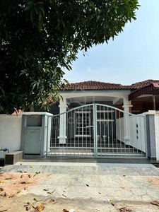 RENOVATED EXTENDED 1 Storey Terrace Taman Sri Tanjung Semenyih