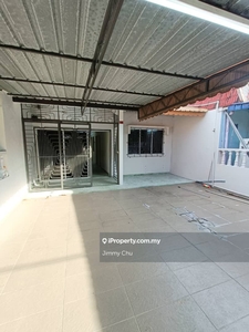 Single story house at Meru Klang renovated at kitchen area and toilet