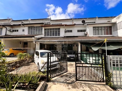 Tampoi Double Storey Terrace House For Rent