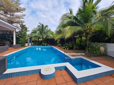 Bungalow Villa With Pool ,5 minutes to beach (Ready Move In)