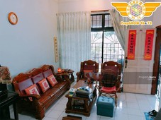 Johor Jaya Rosmerah Well Maintained 2sty Terrace House for Sale