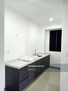 Condominium, united point residence , real price real unit!