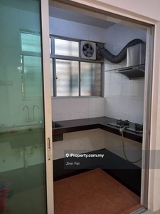 Kuchai lama Limited 3rooms 2baths with 3 parking unit for sell now!!