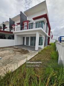 Nice Double Storey Endlot with Land @ Springhill Seremban