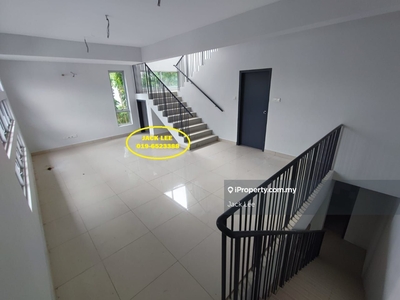 Rimba Residensi Rasah Kemayan S2 3.5 storey corner unit for sale
