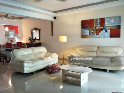 Sommerset Close Villas town house ground Floor for rent