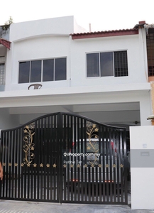 Tampoi House For Sale