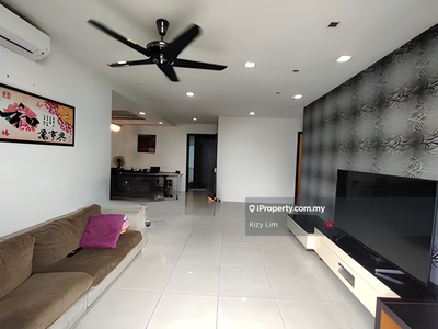 USJ One Avenue Corner Unit with Large Living Hall & Kitchen Space