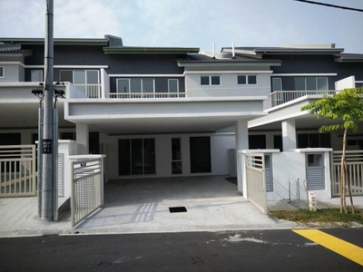 【Promotion 55%】 30x80 Double Storey Freehold！Sepang！