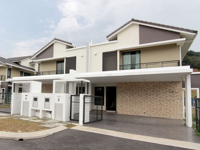 【Rumah Berbaloi】 26X80 Freehold Double Storey Gate&Guard With 100% Loan！Putrajaya