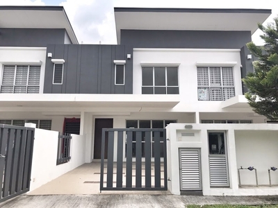 【Salary 4k Can Get Approval】 30x90 Semi-D Double Storey Sepang !