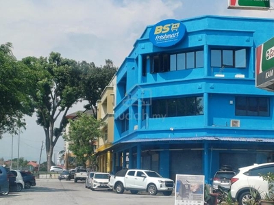2 units of (Corner) Office for rent in TTDI Shah Alam