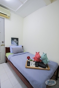 Damansara Jaya low cost single room at landed house, (Whatsapp room video NOW)