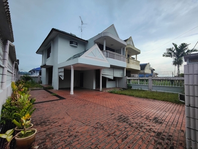 For Sale Rosmerah Height @Taman Johor Jaya Double Storey Semi D renovated unit