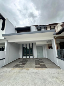 For sales/ Bandar Dato Onn/ Jalan Perjiranan 15/ Double Storey Terrace/ 20’x70’sf