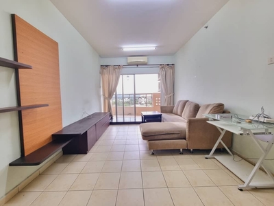 For sales/ Prima Regency Apartment 3 Bedrooms Unit Renovated Condition with Furnished