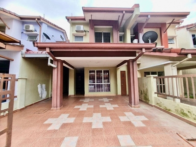 Freehold Renovated Cheapest Double Storey Terrace Taman Pinggiran USJ Subang Jaya For Sale