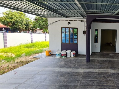 RENOVATED CORNER FACING OPEN Single Storey Taman Selasih, Port Dickson Lukut, Negeri Sembilan