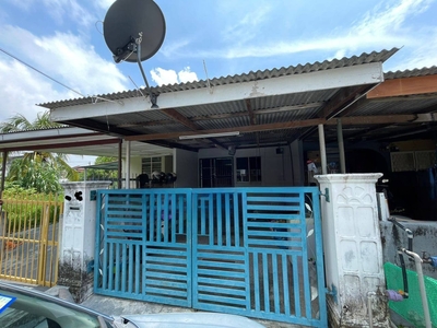 RENOVATED FULL TILES FREEHOLD Double Storey House, Taman Rasah Jaya, Seremban