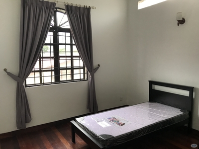 Sec 17 Fully Furnished Single Room All Female Home FREE Utilities + Internet