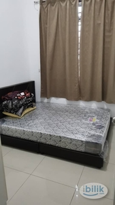 SINGLE ROOM NEAR TUAS for PROFESSIONAL ADULT at PINES RES.GELANG PATAH