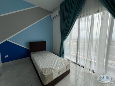 Single Room With Balcony At Nilai,Negeri Sembilan
