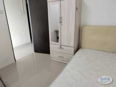 *SMALL ROOM at SAVILLE, KL - PREFER FEMALE/READY TO MOVE IN/FULLY FURNISHED/GRAB IT NOW!