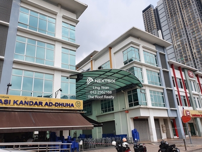 The Atmosphere, Pusat Bandar Putra Permai, Seri Kembangan