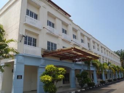 Apartment Bukit Merah Resort For Sale Malaysia