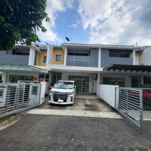 Double Storey Intermediate House, Taman Nadayu, Kajang 2