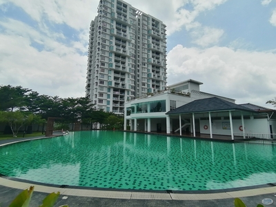 Female Only Unit - Master Room at Zen Residence, Puchong