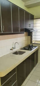 Puncak Banyan Condominium / Cheras Taman Connaught / Partially Furnished / Middle Floor / Facing Pool View / Aircond / Water Heater / Rent / Sewa