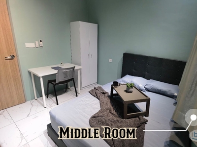 Room for Rent (Middle Bedroom) New Condo in Bayan Indah, Bayan Lepas