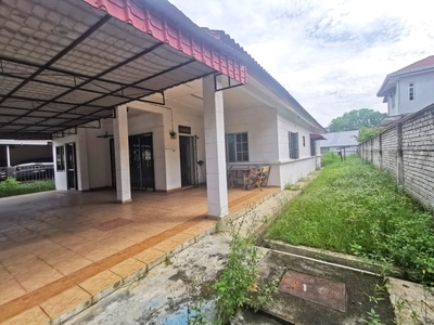 Tanah Belakang Luas Single Storey Bungalow Kampung Melayu Subang, Seksyen U5 Shah Alam