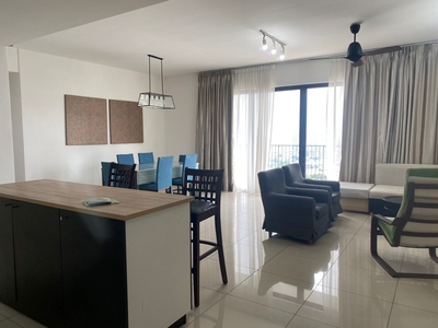 Windows On The Park / Cheras / Fully Furnished / Fully Renovated / 2 Carpark / High Floor / Rent / Sewa